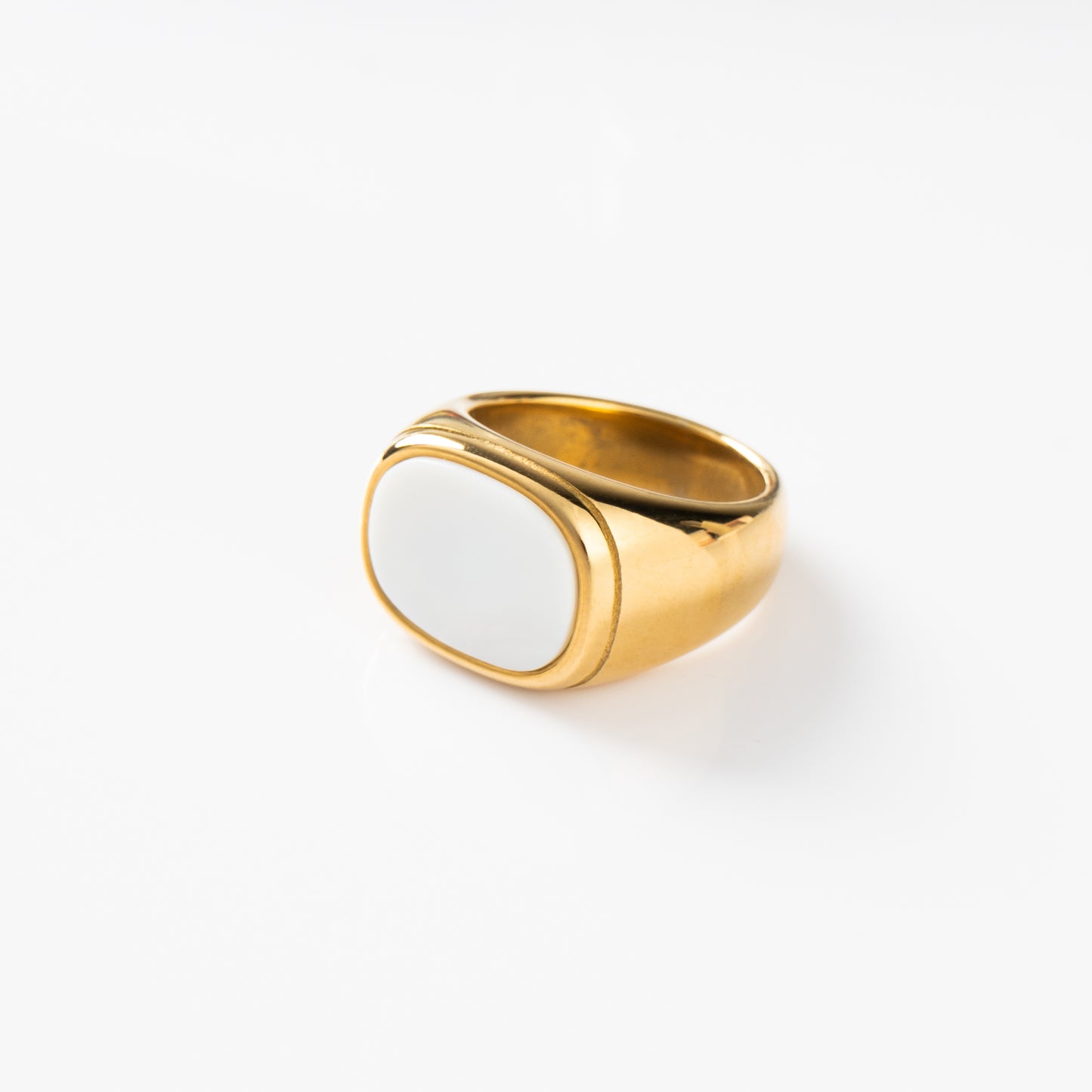 Shell Statement Ring