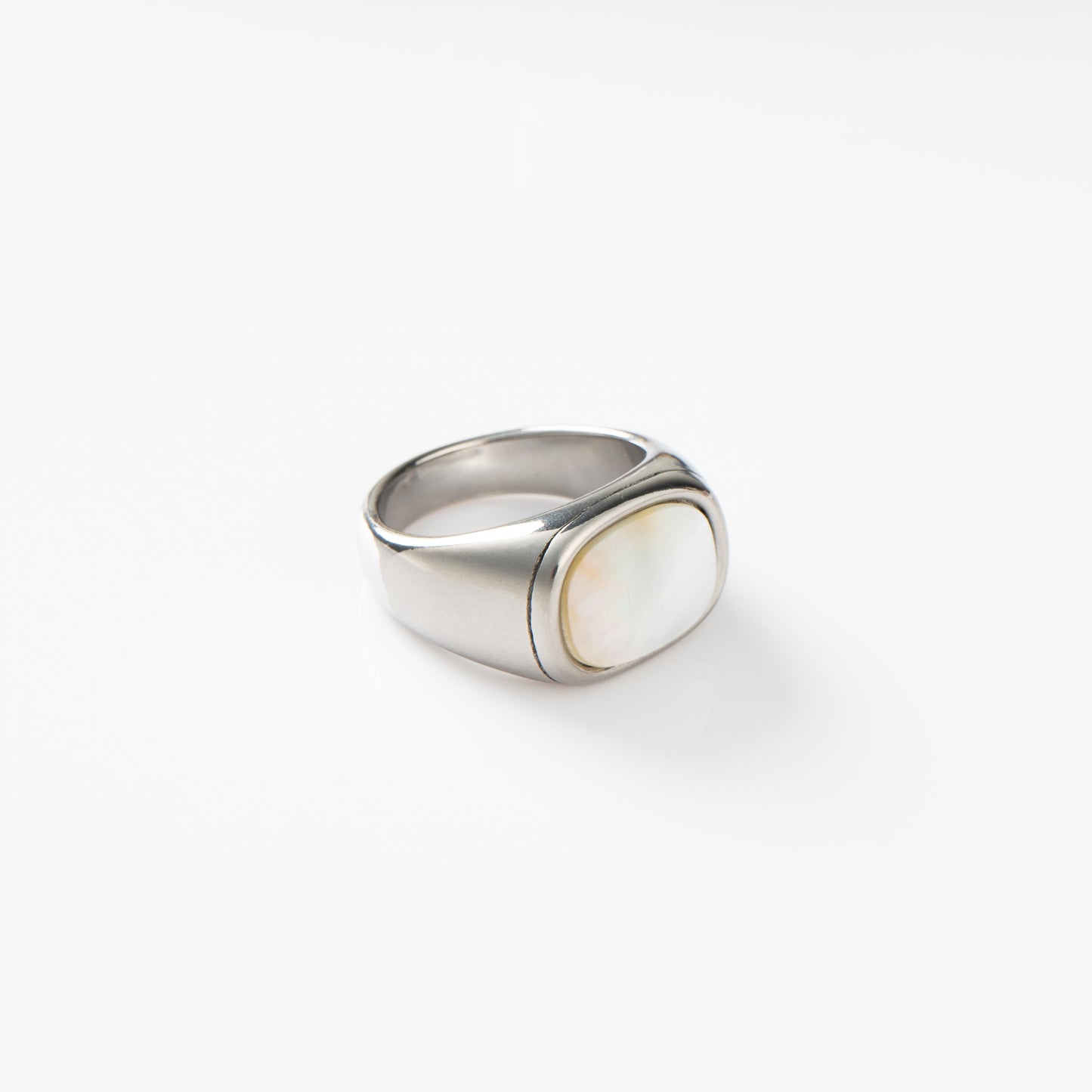 Shell Statement Ring