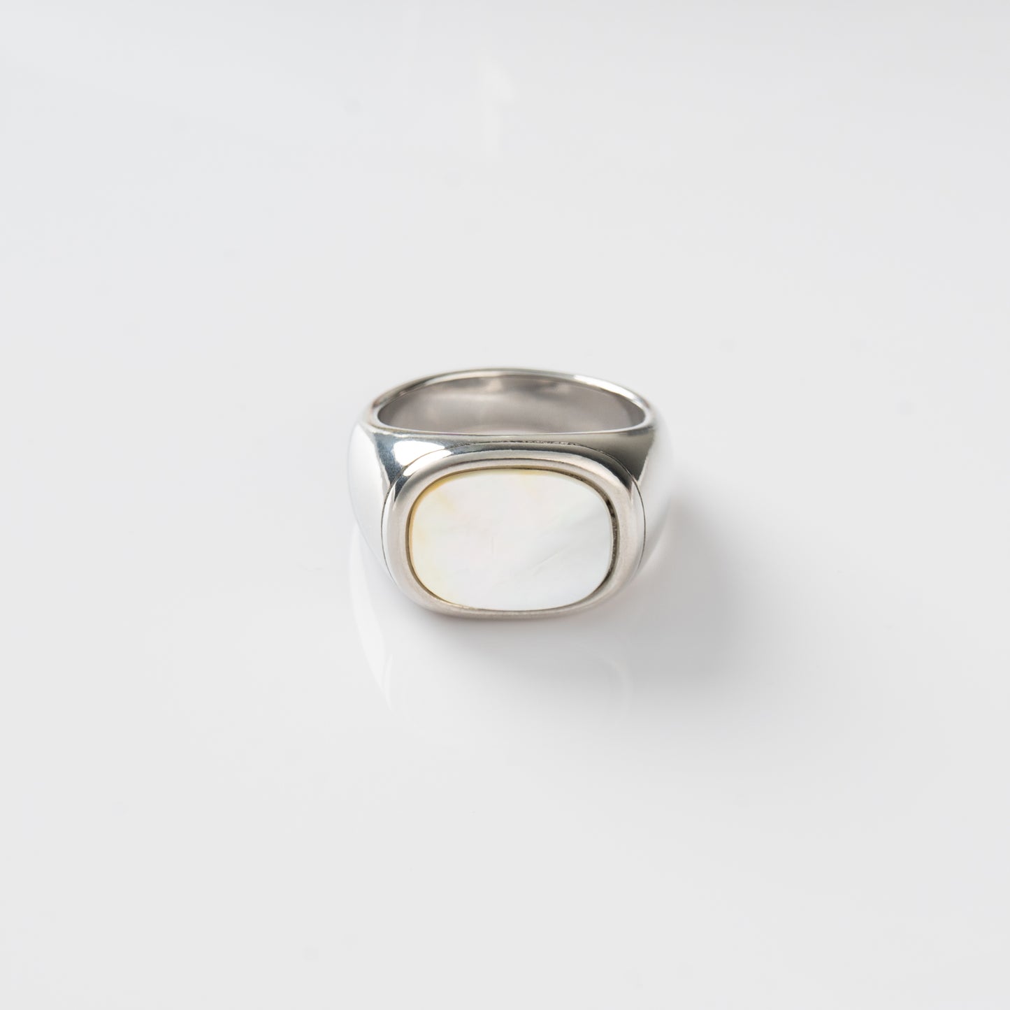 Shell Statement Ring