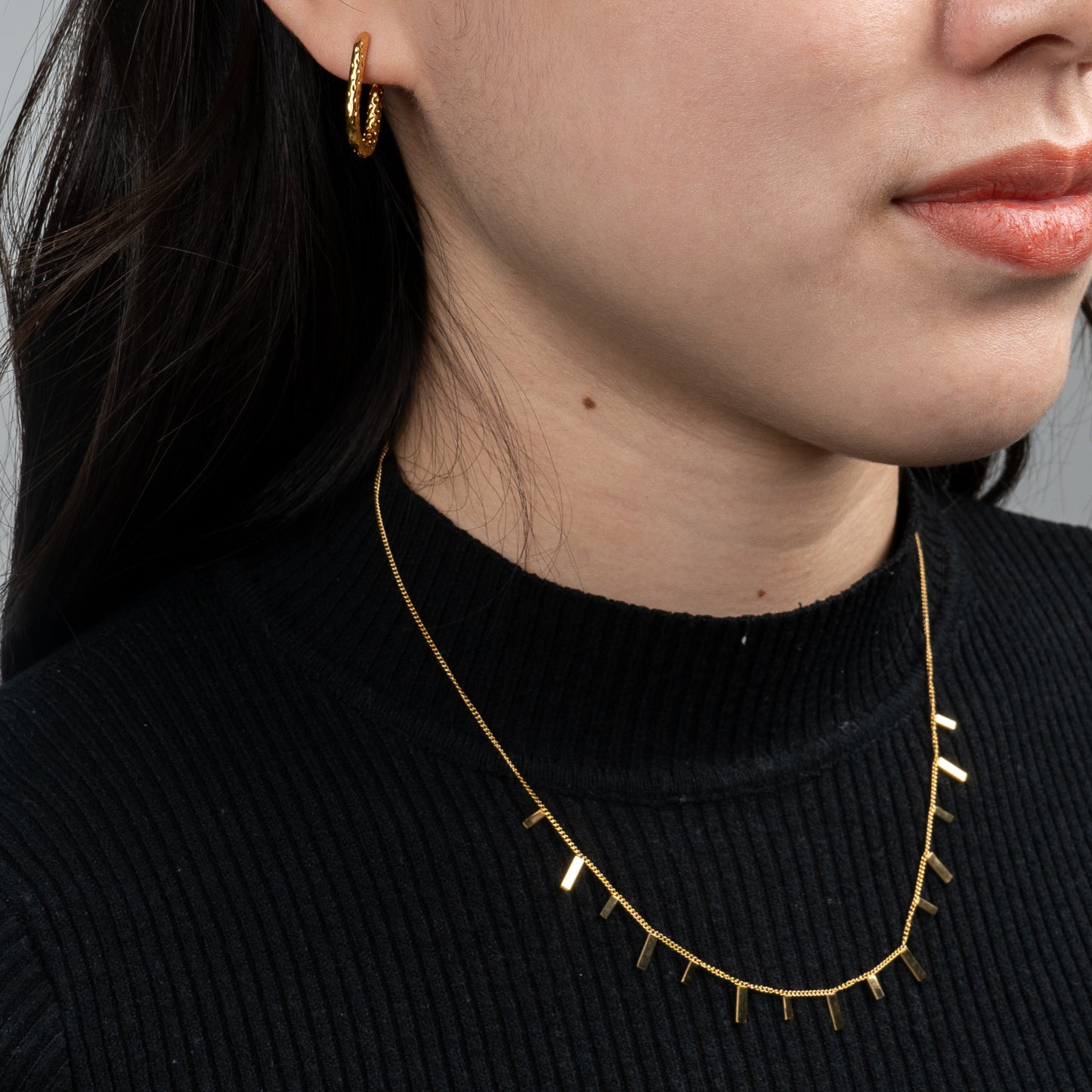 Oval Hoop Texture Earrings