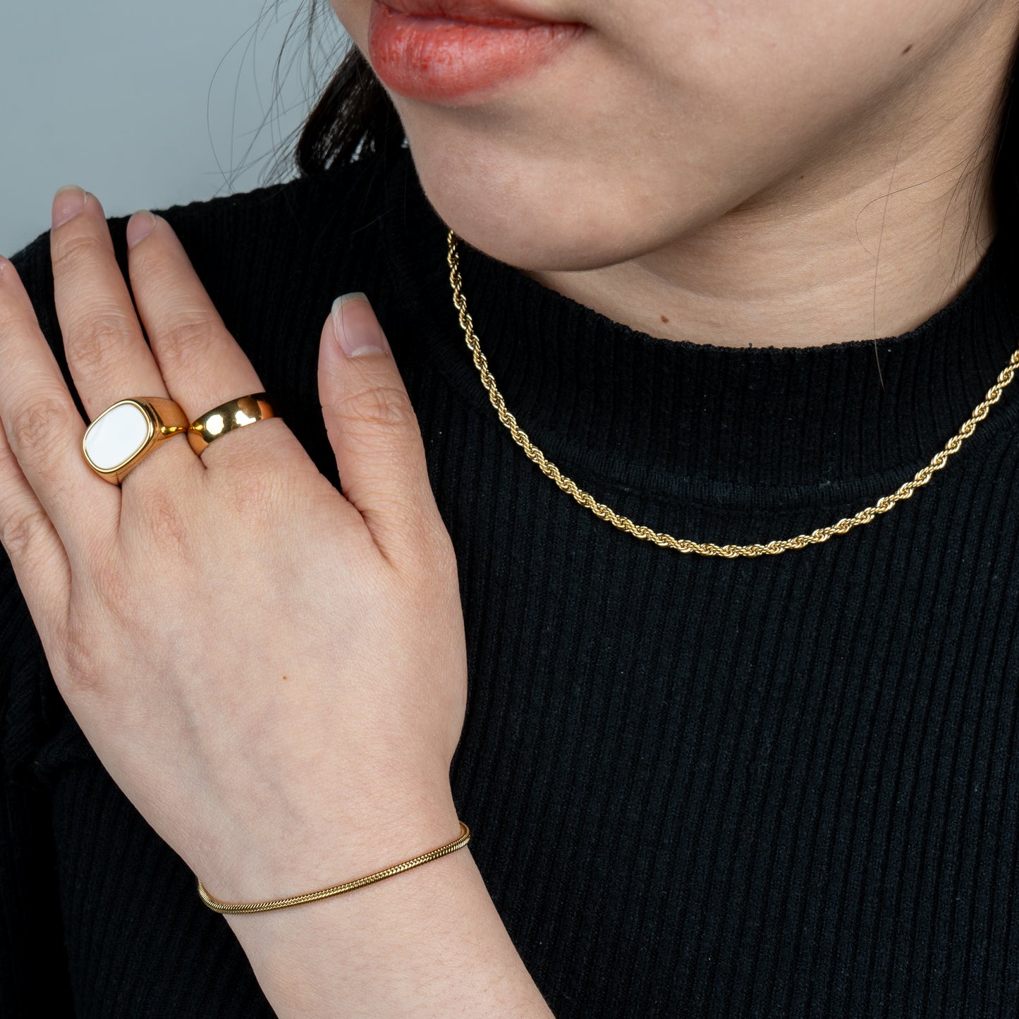 Shell Statement Ring