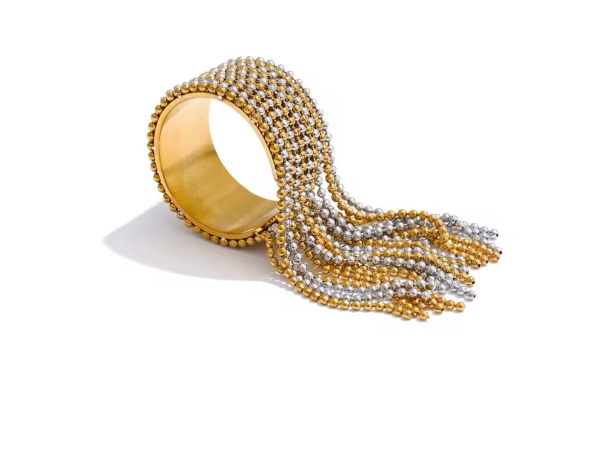 Dangle Ring -Adjustable