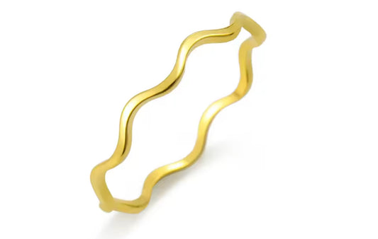 Thin Wavy Ring