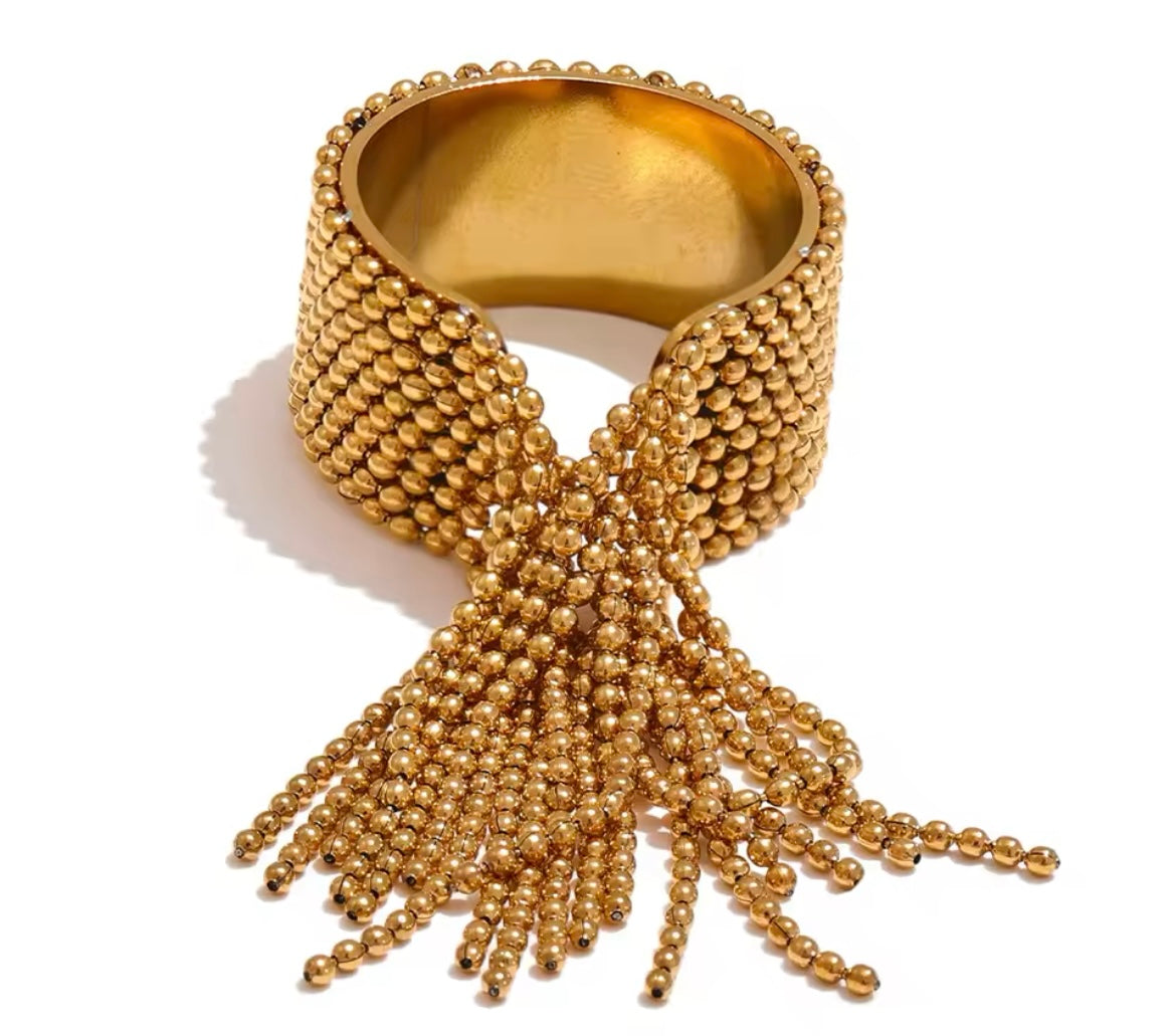 Dangle Ring -Adjustable