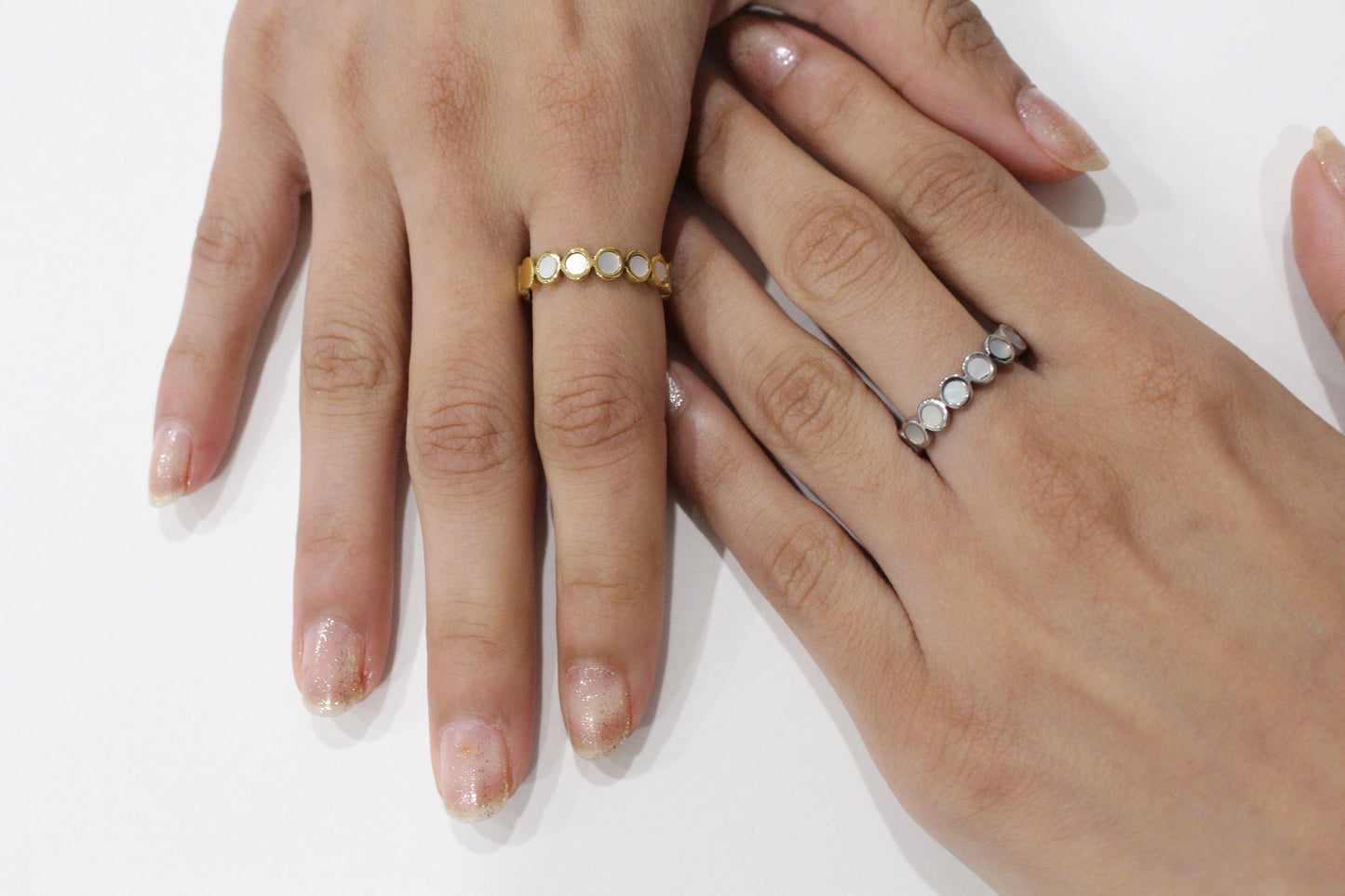 Shell Circle Ring