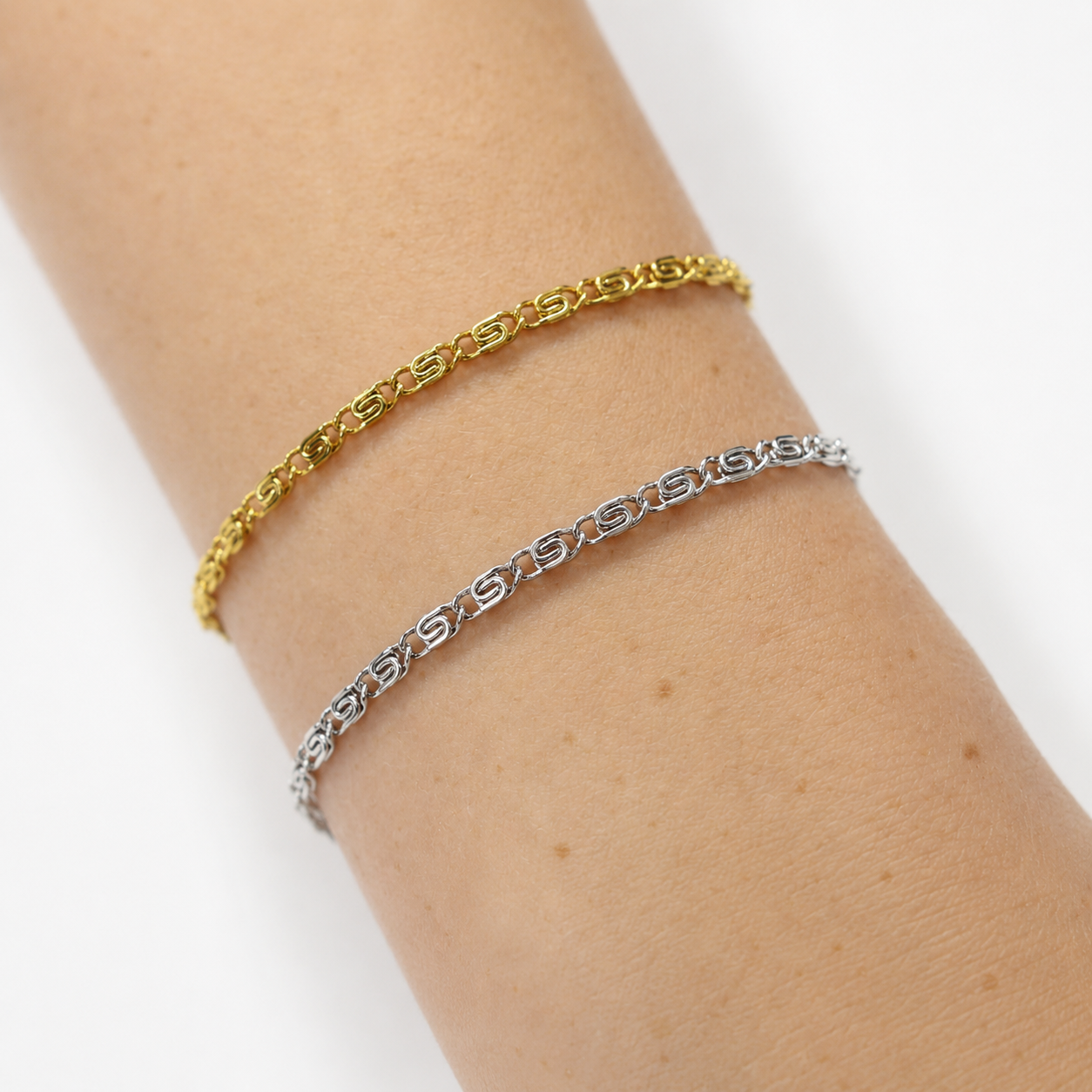 Rosette Chain Bracelet