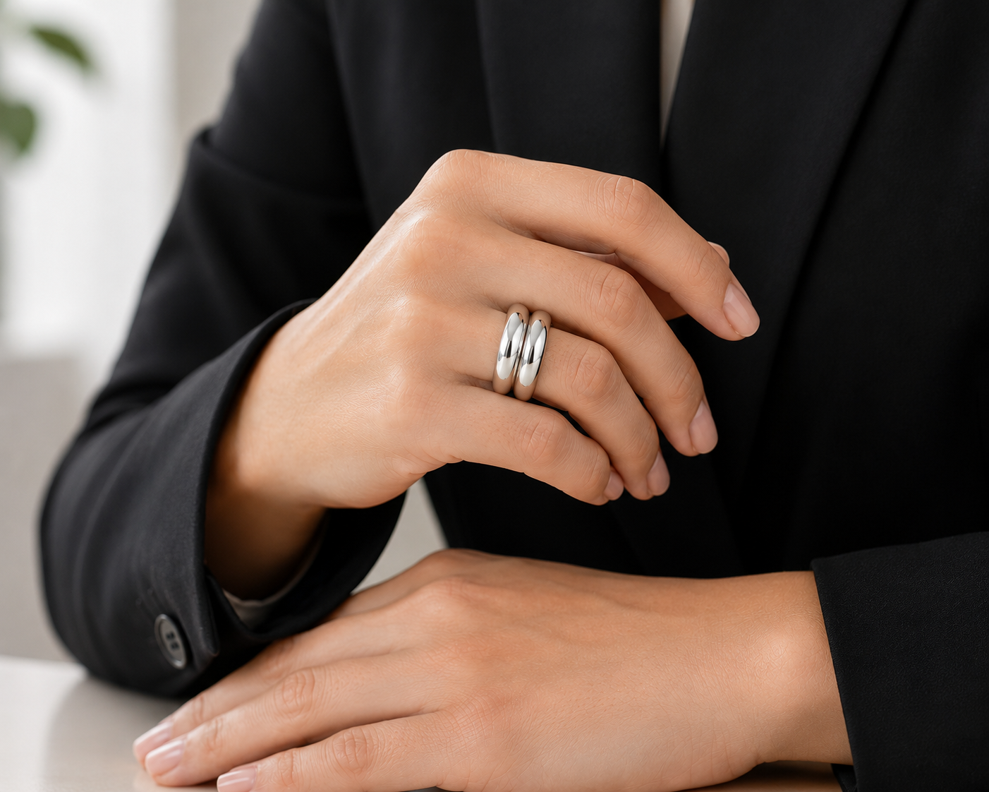 Double Cylinder Ring