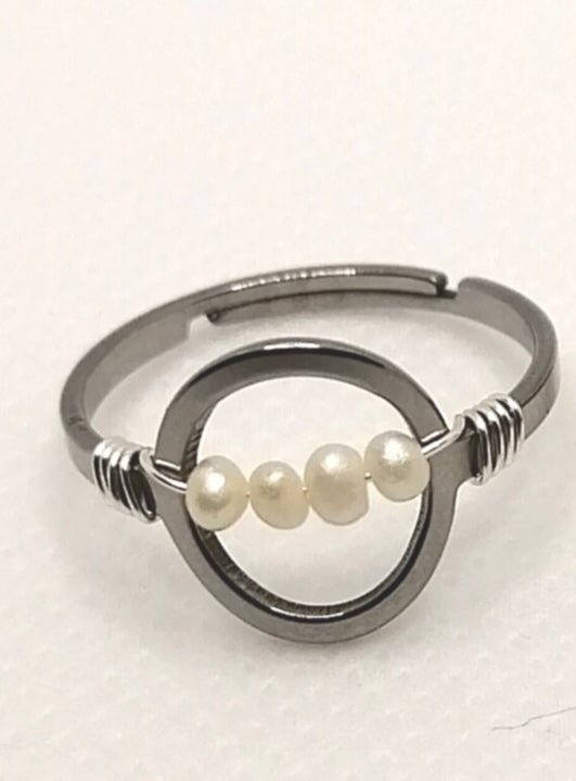 fresh water pearl halo ring, silver
